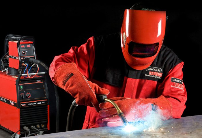 Электросварщик на автоматических и полуавтоматических машинах