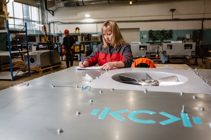 Контролер качества продукции и технологического процесса